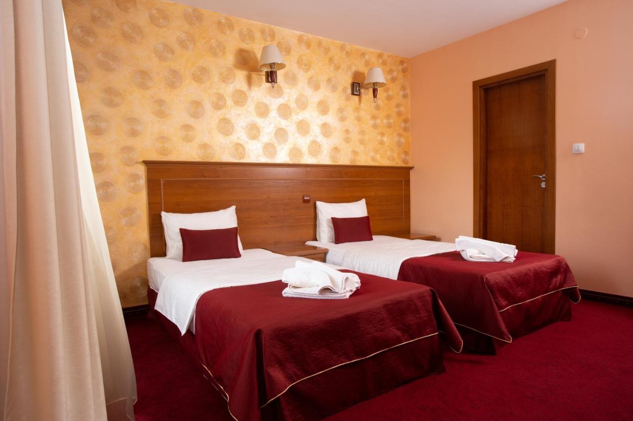 שומן Contessa Hotel מראה חיצוני תמונה