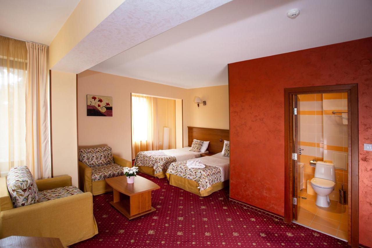שומן Contessa Hotel מראה חיצוני תמונה