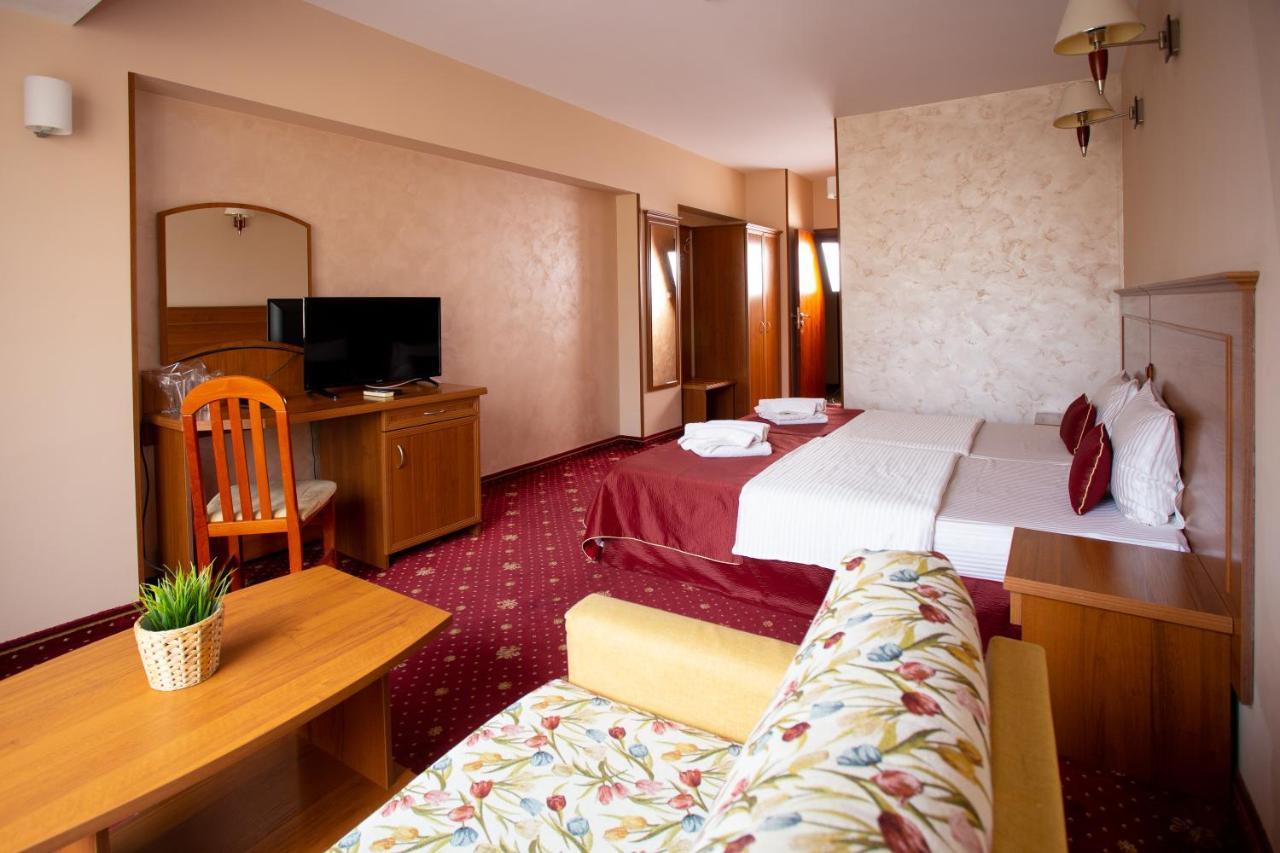 שומן Contessa Hotel מראה חיצוני תמונה