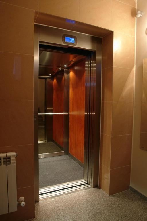 שומן Contessa Hotel מראה חיצוני תמונה